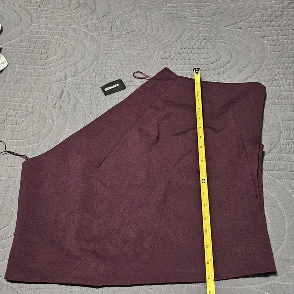 Asymmetric One-Shoulder Top in Deep Burgundy - Picture 2 of 5